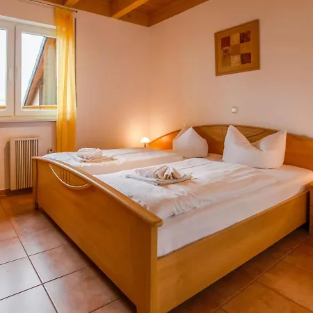 Spacious In With Balcony *