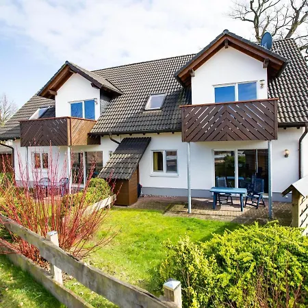 Spacious In With Balcony * Beckerwitz